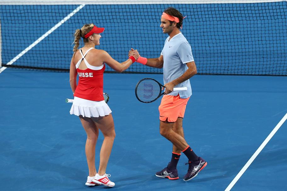 Federer con la compagna di squadra Belinda Bencic per la Hopman Cup. Getty Images